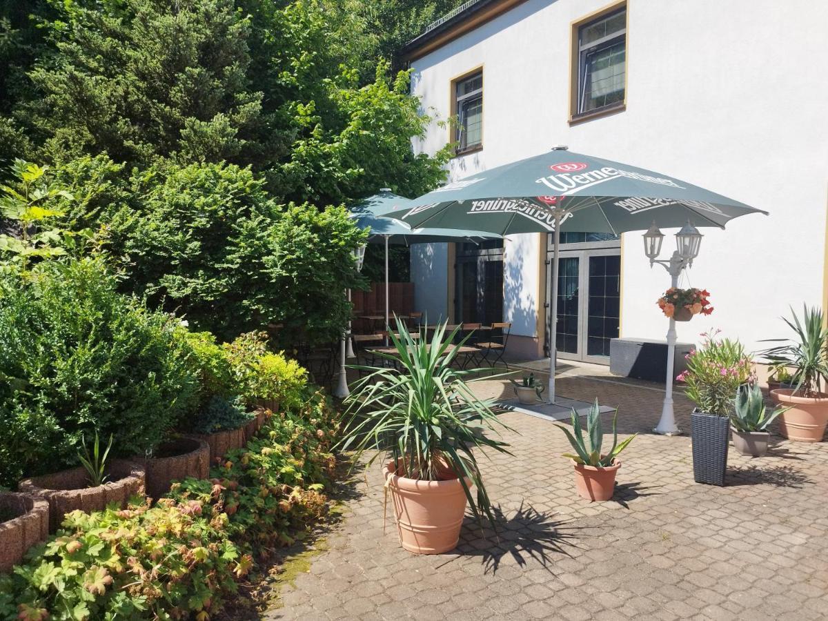 Berghotel Steiger - Erzgebirge Шнееберг Екстериор снимка