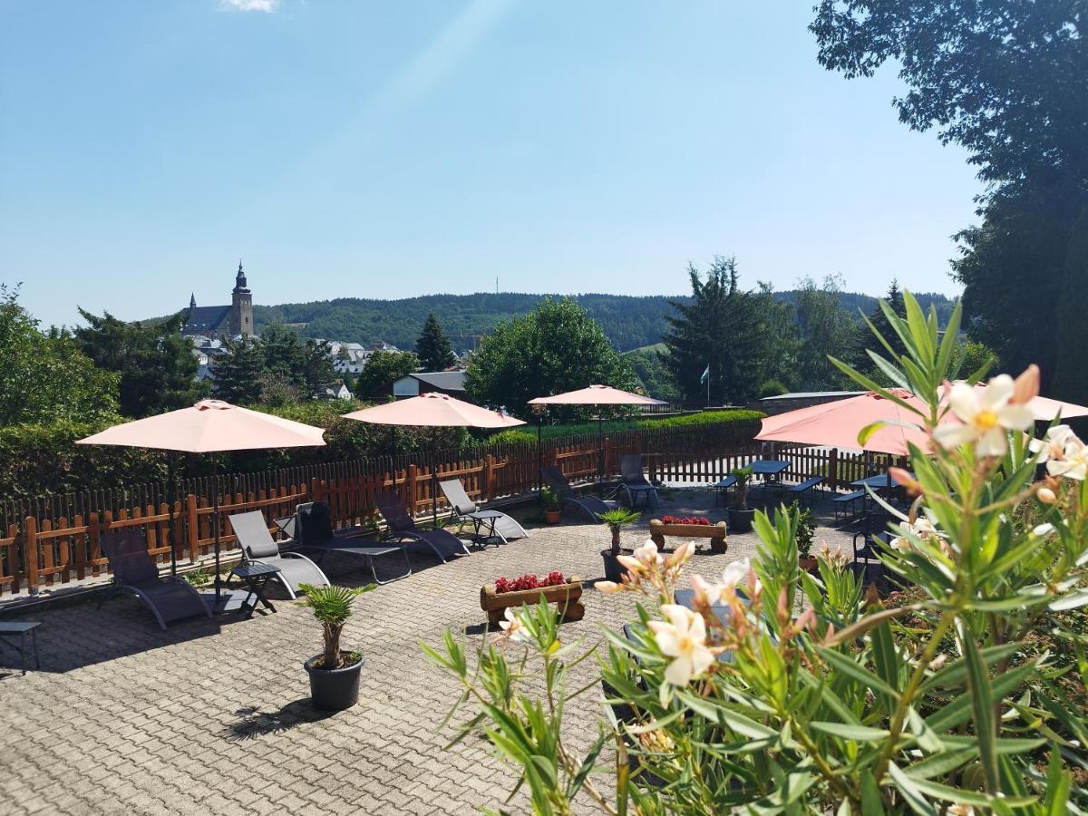 Berghotel Steiger - Erzgebirge Шнееберг Екстериор снимка
